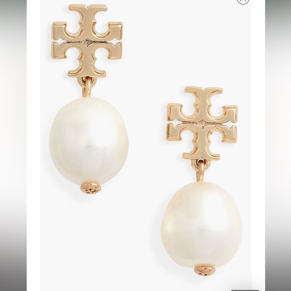 Tory Burch T logo pearl earrings. - Picture 2 of 2